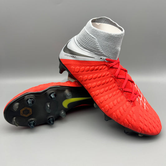 Nike Hypervenom III Elite